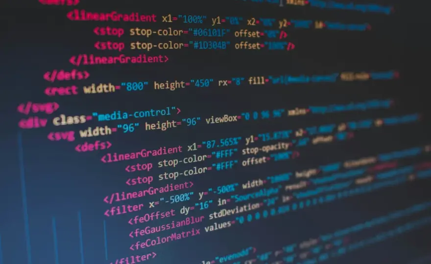 Pogrubianie tekstu HTML/CSS - Zrozum różnice, koduj poprawnie